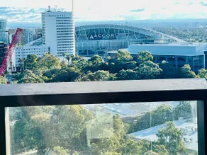 Olympic Park Amazing 2 bed 2 bath Condo Parking,Wi-Fi - Image 3