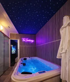 Jacuzzi cinema apartment 10 min from Paris - Image 2
