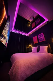 Jacuzzi cinema apartment 10 min from Paris - Image 3