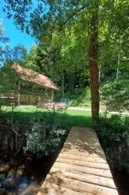 House by the stream with a pool - Image 5
