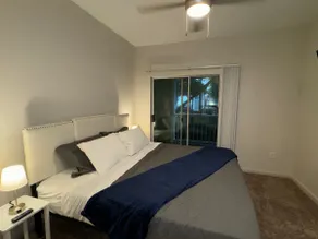 LuxeWoodlands Villa: Cozy Stay - Image 2