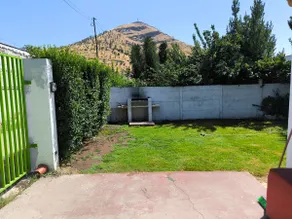 Isolated house in Renca near the airport - Image 4