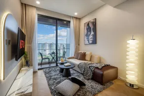 Lumiere Prestige Corner 2BR SkyView | Pool & Gym - Image 5