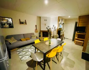 Rockin 70's Lodges - le Revival - Image 2