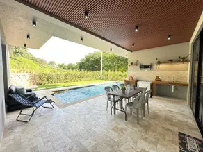 Bosques Lux in Olón: Pool, Whirlpool & BBQ - Image 5