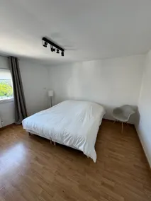 Large 3-bedroom, air-conditioned apartment 15 minutes from the beaches - Image 5