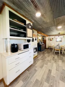 Pop's Cabin. - Image 5