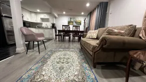 3 bedroom Basement/6 guests - Image 5