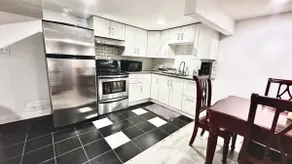3 bedroom Basement/6 guests - Image 3