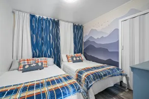 NEW! EV Charger+1st Flr+5min to Dwntwn+Remodeled - Image 5