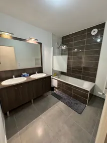 Luxurious 5 pc + Jacuzzi + rooftop + terrace + air conditioning - Image 4
