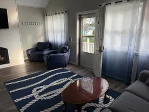Sunset Bay NY cottage 1 - Image 2