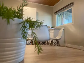 Bayfield Retreat • Near Grand Bend • Pool+Hottub 6 - Image 4