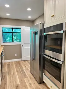 Chefs kitchen, 15 min to DT, Private drive/carport - Image 5