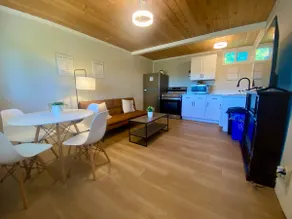Bayfield Retreat • Near Grand Bend • Pool+Hottub 1 - Image 5