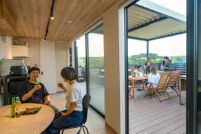 Private sauna overlooking the sea / Large jacuzzi / Rain BBQ available / Roofed terrace / Dogs OK / AKESUKE um - Image 3