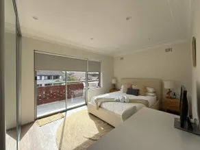 Coogee Sunrise 2 Bed Apt with Parking, Work Desks & Balcony - Image 3