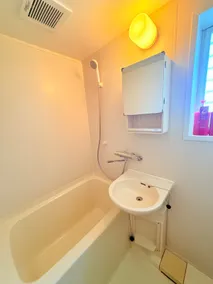 Nostalgic apartment near the final station, Apartment 2 - Image 3