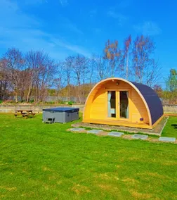 Edinburgh glamping pod 2 - Image 2
