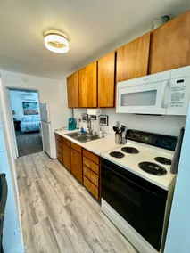 Charming Apartment near the Beach - Image 5