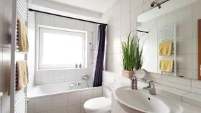 Quiet 2- Room apartment Terrace, Taunus view. - Image 5