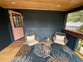 Beautiful, Cozy, Downtown Apt! - Image 4