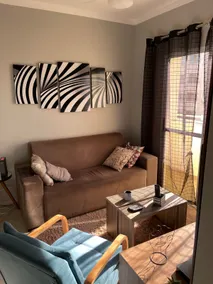 2 Bedroom Apartment | 2 Bathrooms | Garage | Family/Work - Image 2
