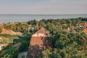 Balatoni Est - Panoramic, Near the Shore, Garden - Image 2