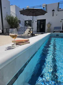 Apartment with pool [7] - Image 4