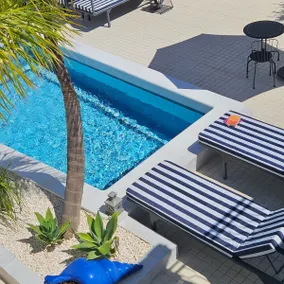 Apartment with pool [7] - Image 3