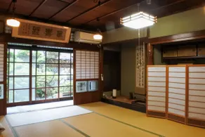 Entire Naramachi traditional house built 115 years ago for rent. Accommodates up to 13 people. ~Sōkai Gōen Inn~　 - Image 5