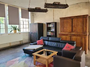 Giant loft right on the park - Image 2