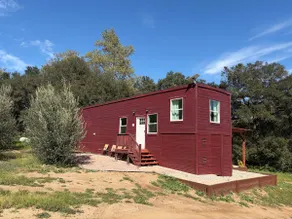 Pitaya Cabin @ Vineyard Winery, 6 Adults, 2 Kids - Image 4