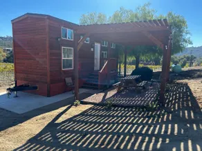 Malbec Cabin @ Vineyard Winery, 3 Adults, 1 Kid - Image 5