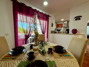 Beach house with a dreamy terrace in Alcaidesa - Image 4