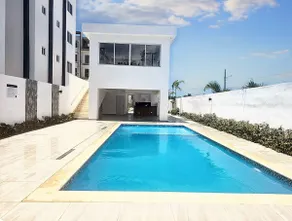 Beach&Airport Oasis|Jacuzzi • Pool • Sunrise Views - Image 3