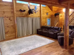 Luxury Log Home4 Bedroom 3 kings/2queens-3.5Baths - Image 5