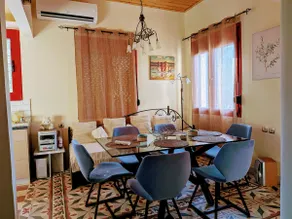 Elegant olive Grove Retreat 10'from beaches&center - Image 2