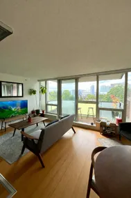 Chinatown Condo | Walk to BC Place, Gastown, DT - Image 2