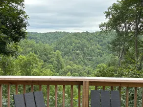 Midnight Bluff – Hot Tub & RRG Views - Image 3