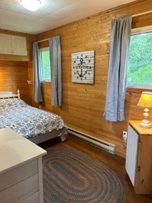 Private little waterfront cabin. - Image 4