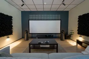 -Quality, tranquility and movies- - Image 2