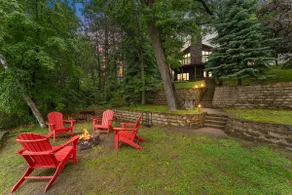 Cedar Lodge on Spectacle Lake - Image 3