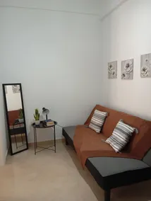 Giorgos' studio apartment - Image 2