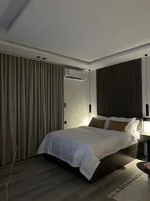 Elegant and quiet studio with self check-in - Image 2