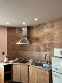 Bakewood Stay 4th Floor (Private House) - Image 4
