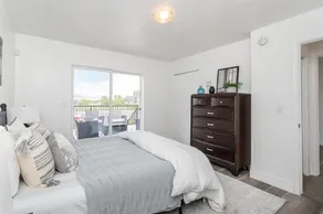 Pike Place Water Front -5 Bedroom Home - Image 5
