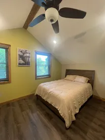 Grizzly's Den - Image 3