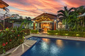 KING BEDS + Private Pool & pool table - Sleeps 20 - Image 5