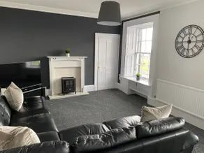“The Hive” Seaview apartment in Troon - Image 2